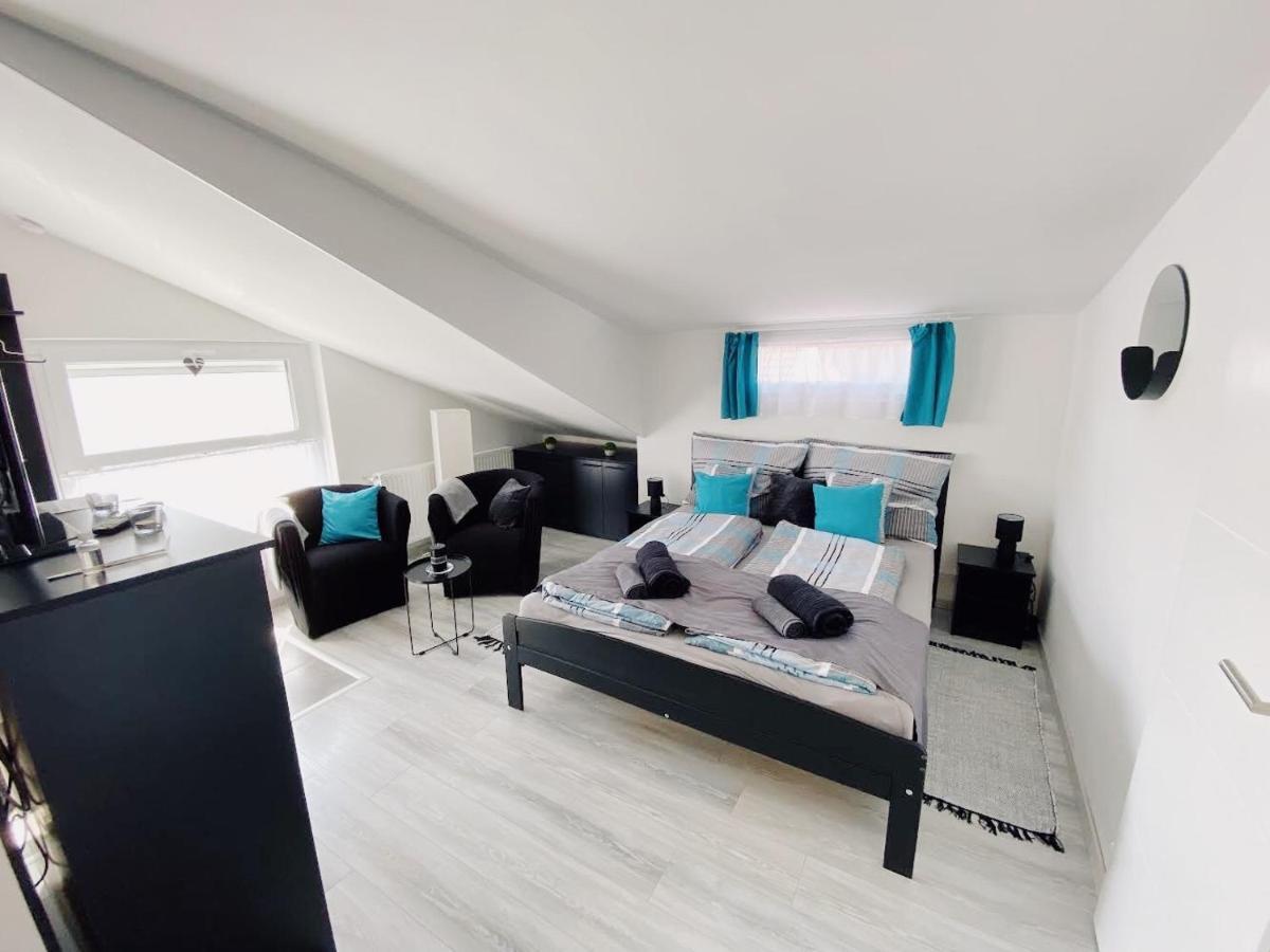 Tramini Apartmanok 埃格尔 外观 照片