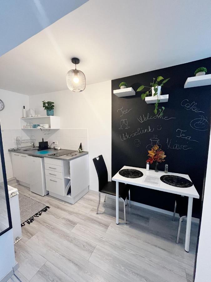 Tramini Apartmanok 埃格尔 外观 照片
